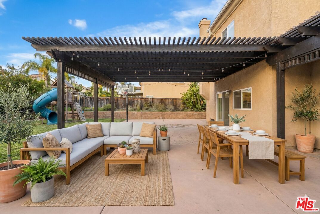 Exterior, Playground