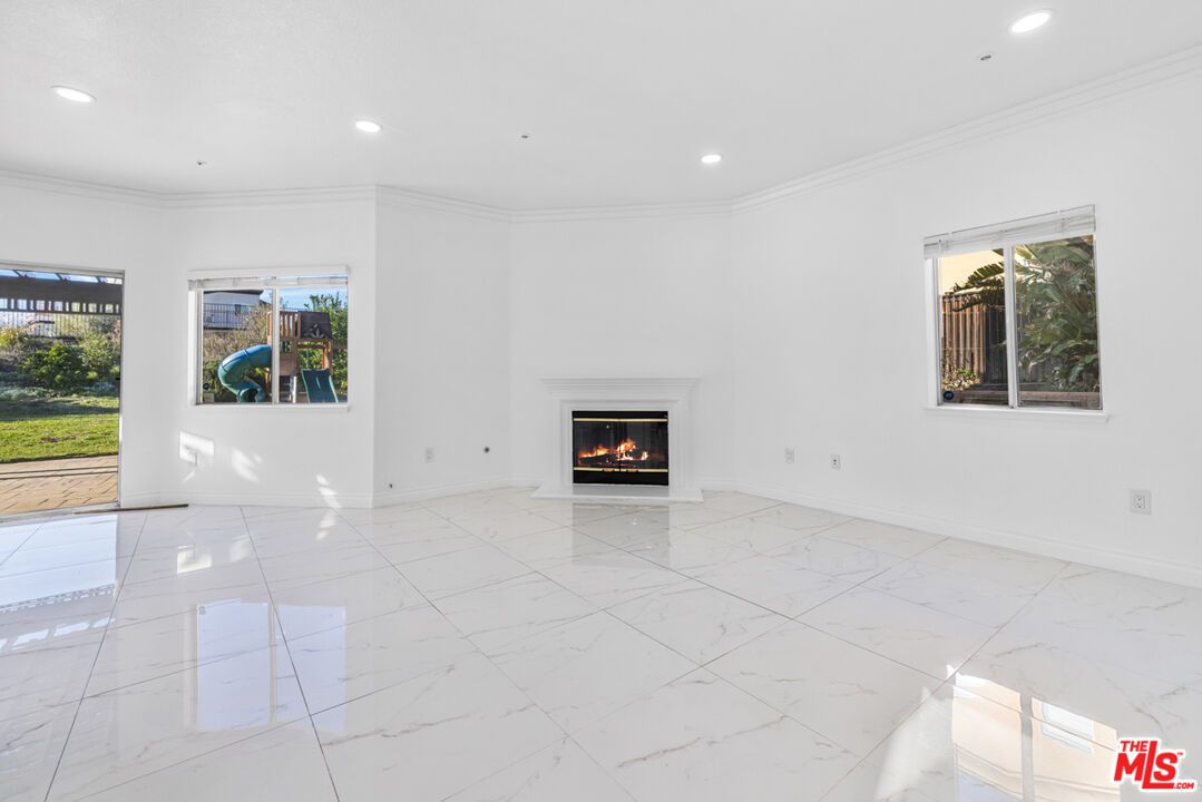 Empty room, Fireplace, Interior, Marble, Recessed Lighting
