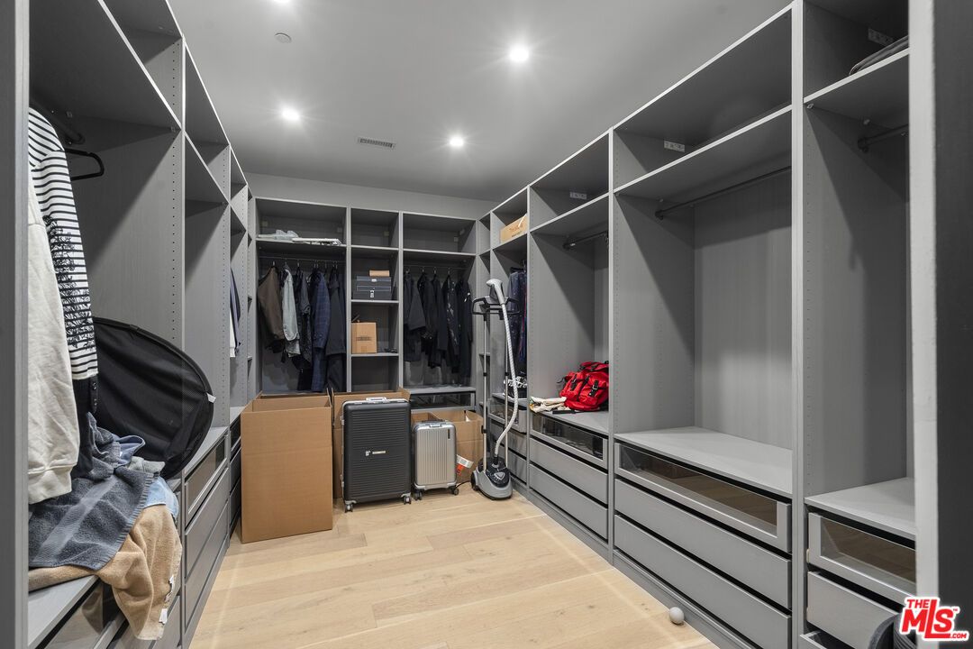 Interior, Recessed Lighting, Walk-in Closets, Wood Texture Flooring