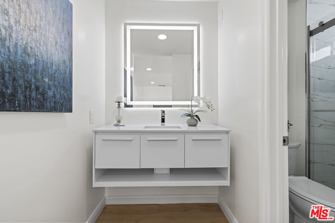 Bathroom, Interior, Marble Walls, Recessed Lighting, Wood Texture Flooring