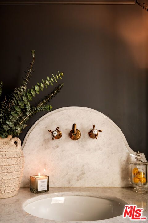 DE Listing image placeholder