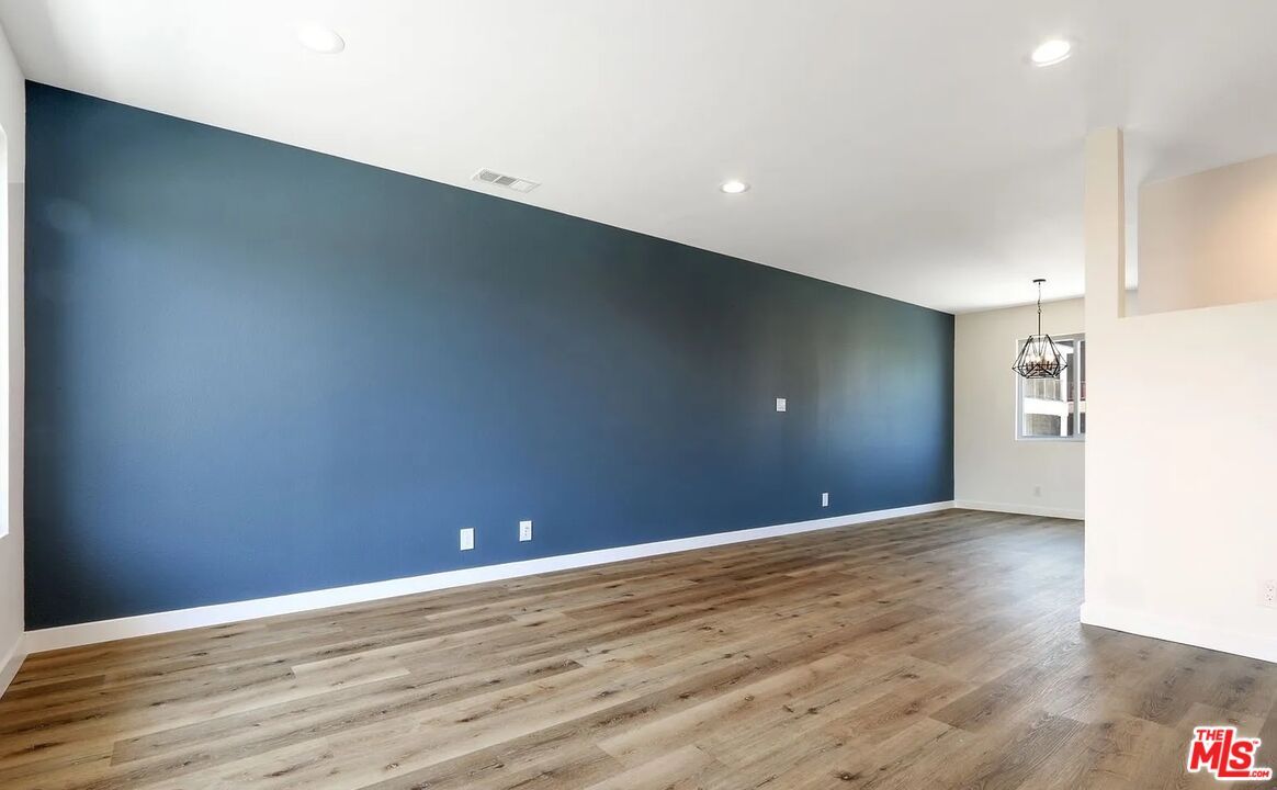 Empty room, Interior, Pendant Lights, Recessed Lighting, Wood Texture Flooring