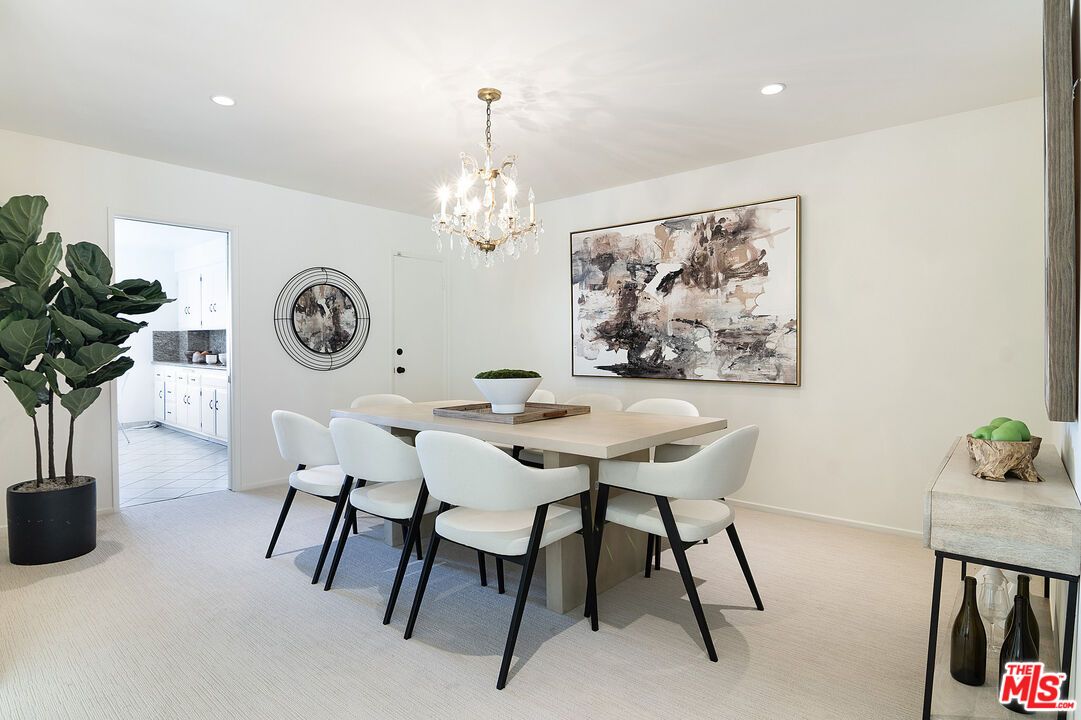 Chandelier, Dining room, Interior, Recessed Lighting