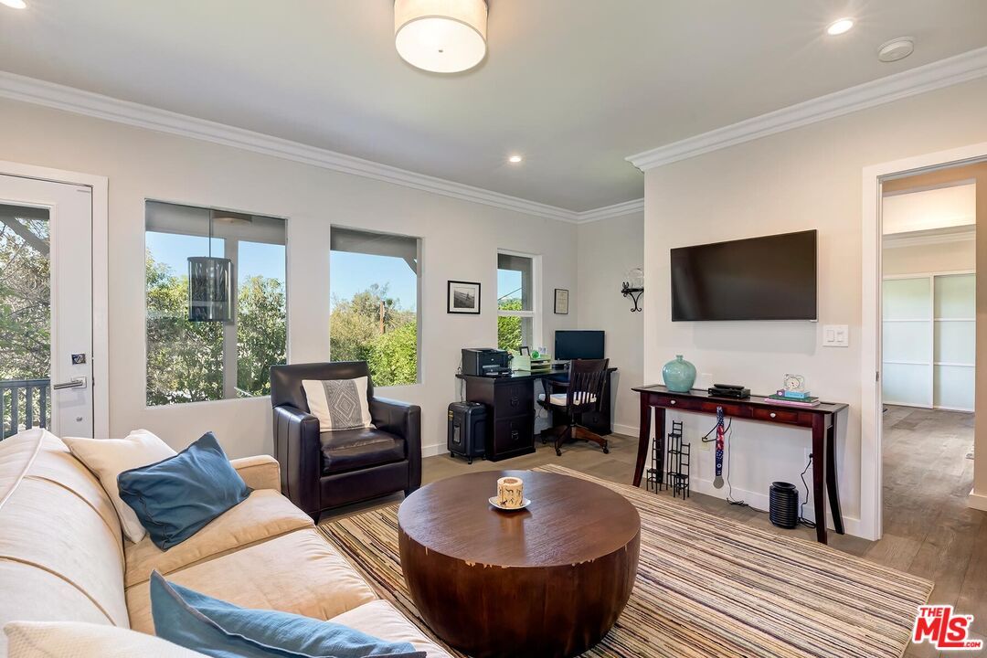 Home Office, Interior, Living room, Recessed Lighting, Wood Texture Flooring