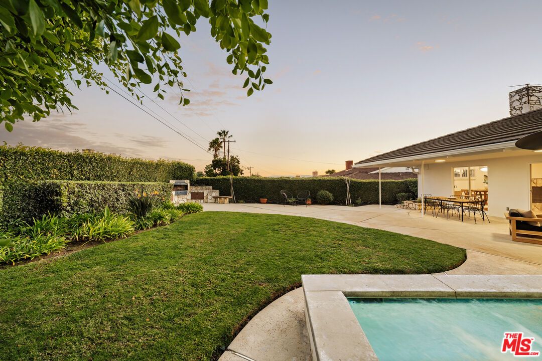 Backyard, Exterior, Pool