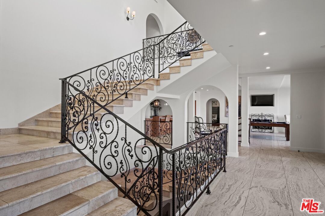 Interior, Marble, Recessed Lighting