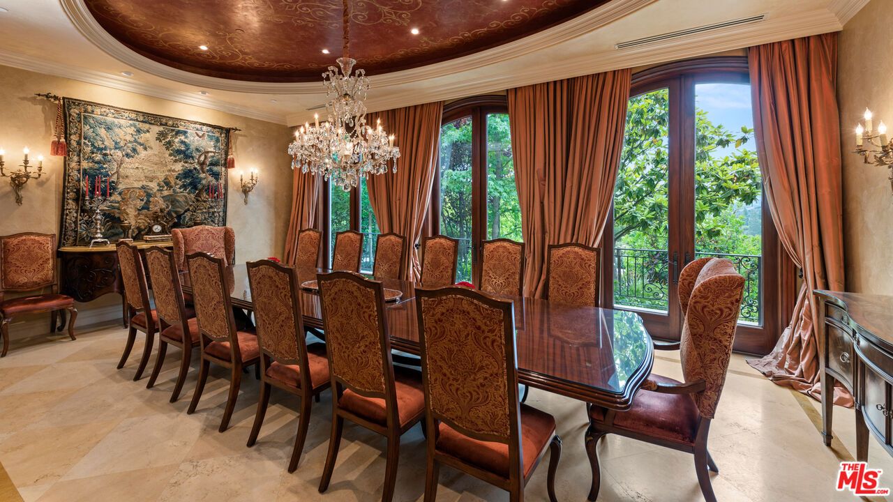 Chandelier, Dining room, Interior, Recessed Lighting