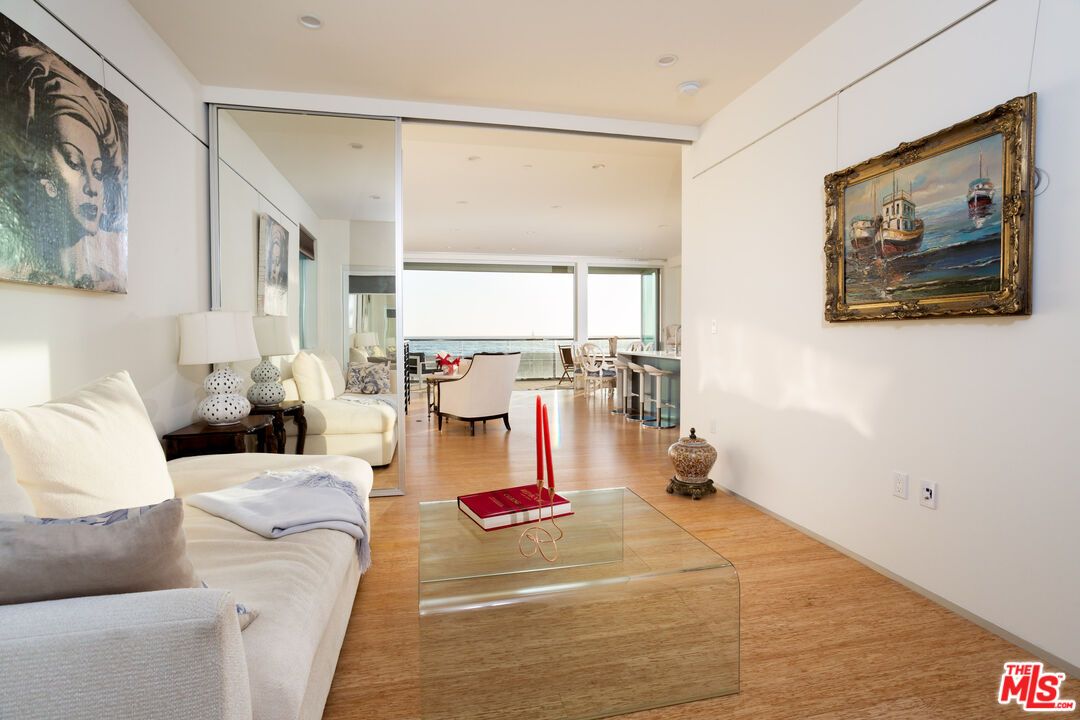 Dining room, Interior, Living room, Recessed Lighting, Wood Texture Flooring