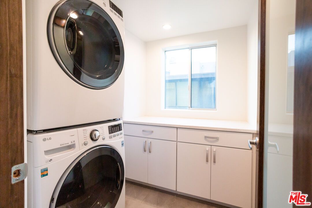 Interior, Recessed Lighting, Utility Closets, Washer, Water