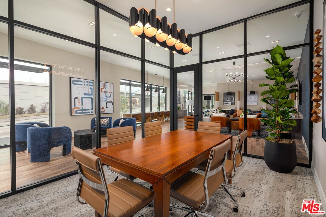 Dining room, Interior, Living room, Pendant Lights, Recessed Lighting, Wood Texture Flooring