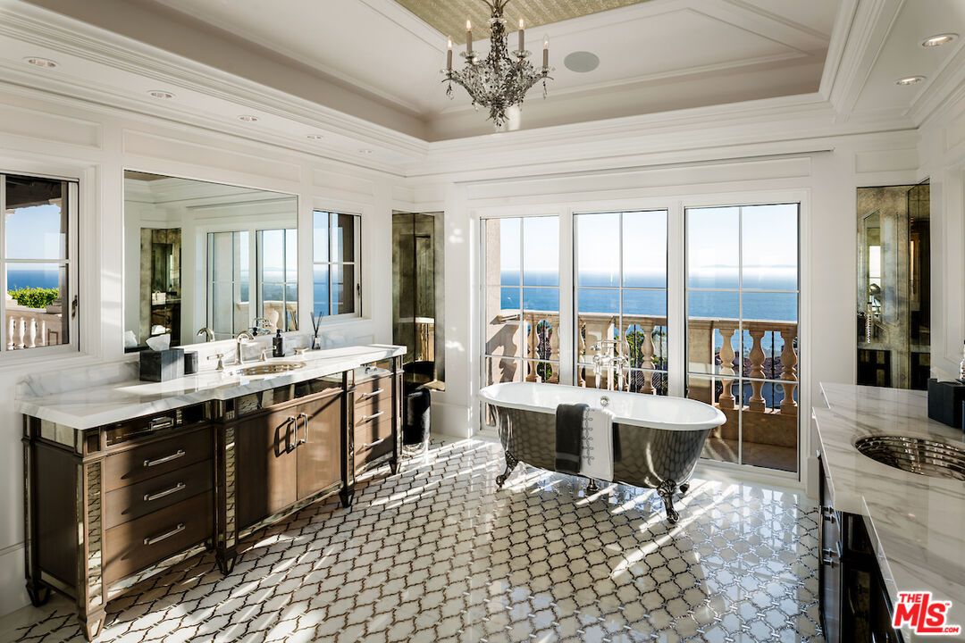 Bathroom, Chandelier, Dual Sink Vanities, Free Standing Baths, Interior, Recessed Lighting, Water