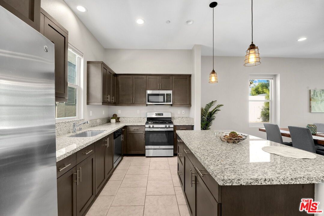 Interior, Kitchen, Pendant Lights, Recessed Lighting, Stainless Steel Appliances
