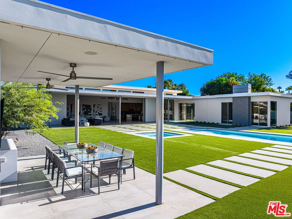 Backyard, Exterior, Pool