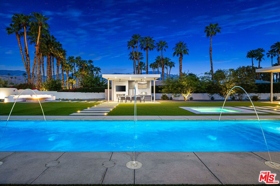 Backyard, Exterior, Pool