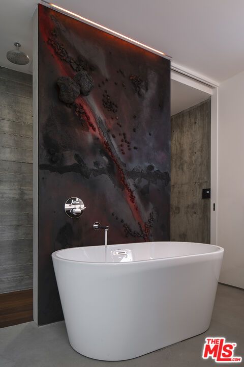 Bathroom, Free Standing Baths, Interior