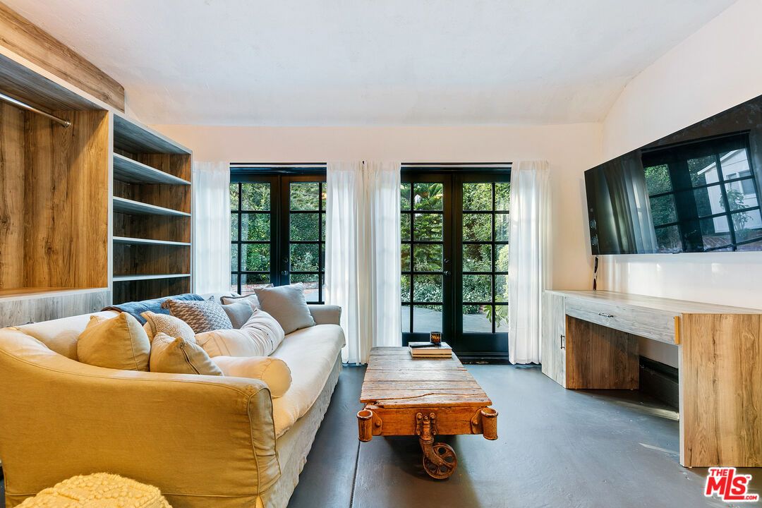 Interior, Living room