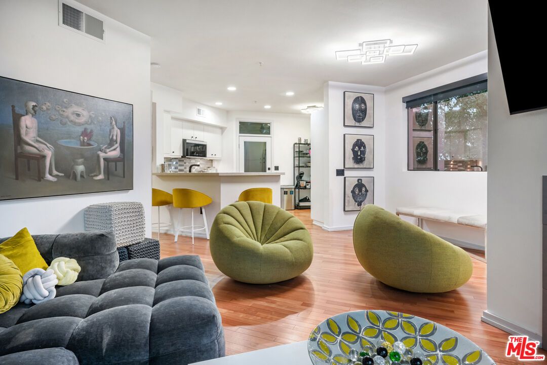 Interior, Kitchen, Living room, Recessed Lighting, Wood Texture Flooring