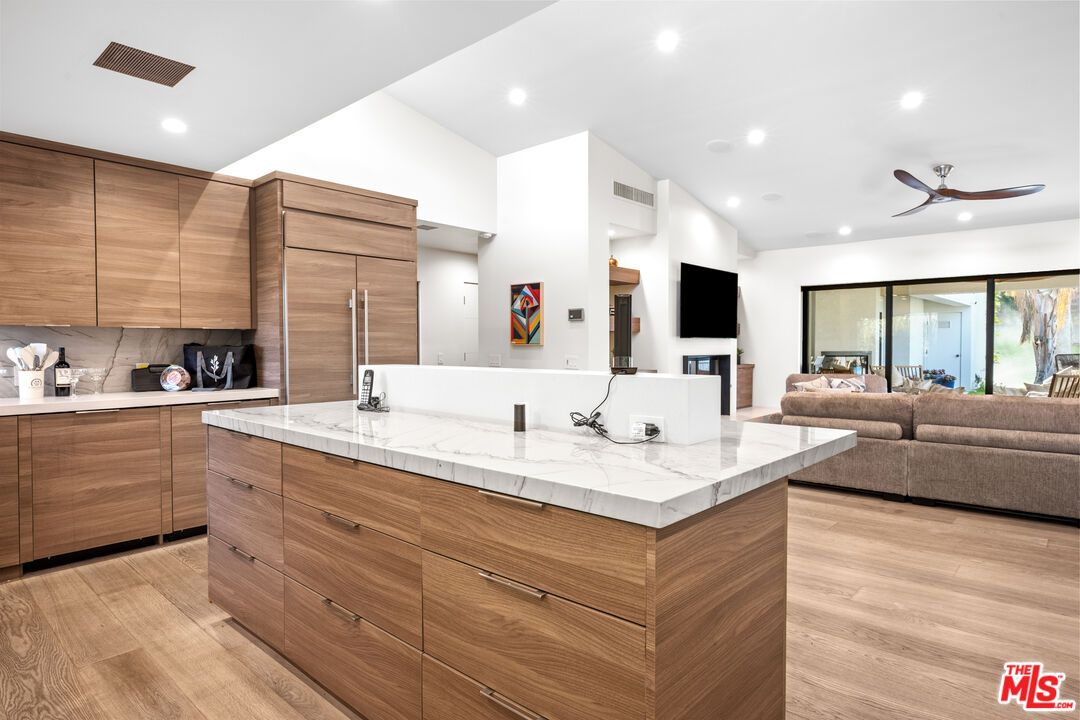 Interior, Kitchen, Living room, Recessed Lighting, Wood Texture Flooring