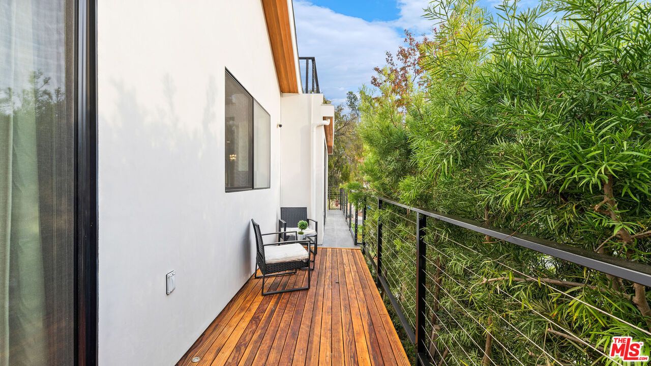 Exterior, Wood Texture Flooring