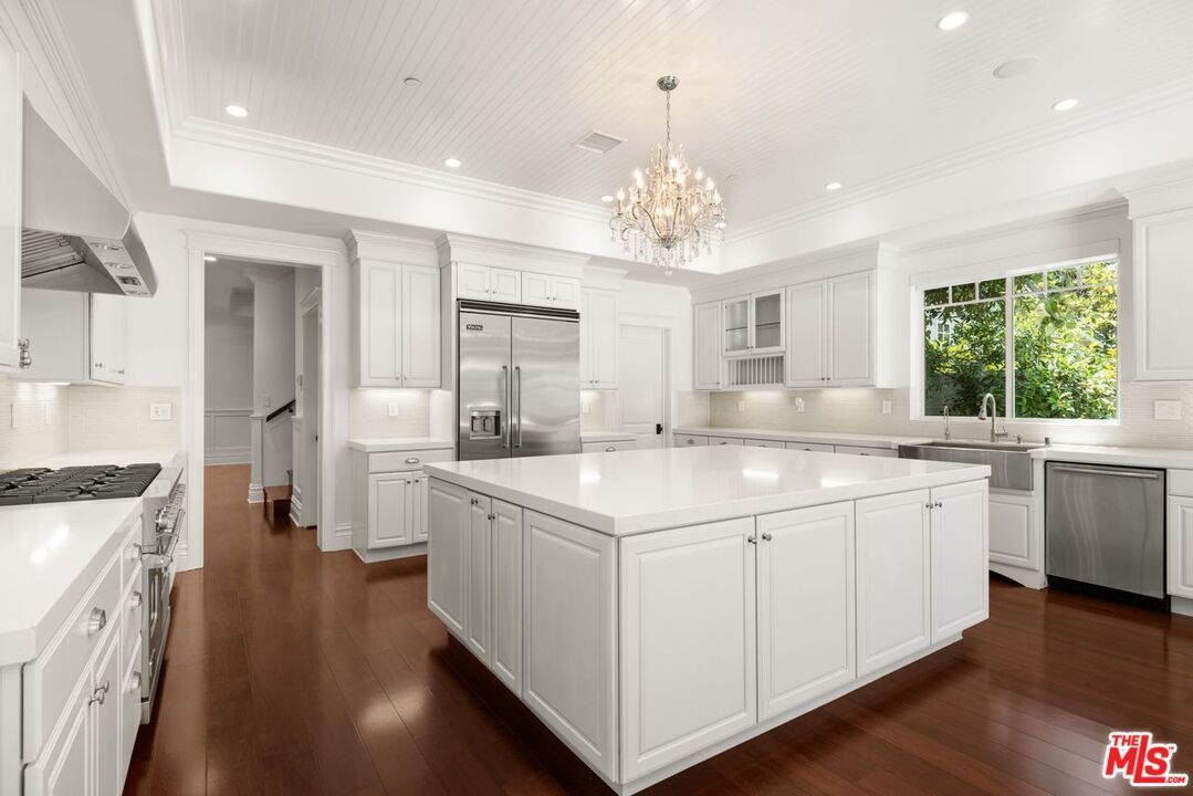 Chandelier, Interior, Kitchen, Recessed Lighting, Stainless Steel Appliances, Wood Texture Flooring