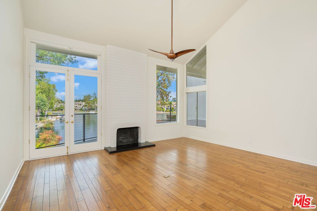 Empty room, Fireplace, Interior, Water, Wood Texture Flooring