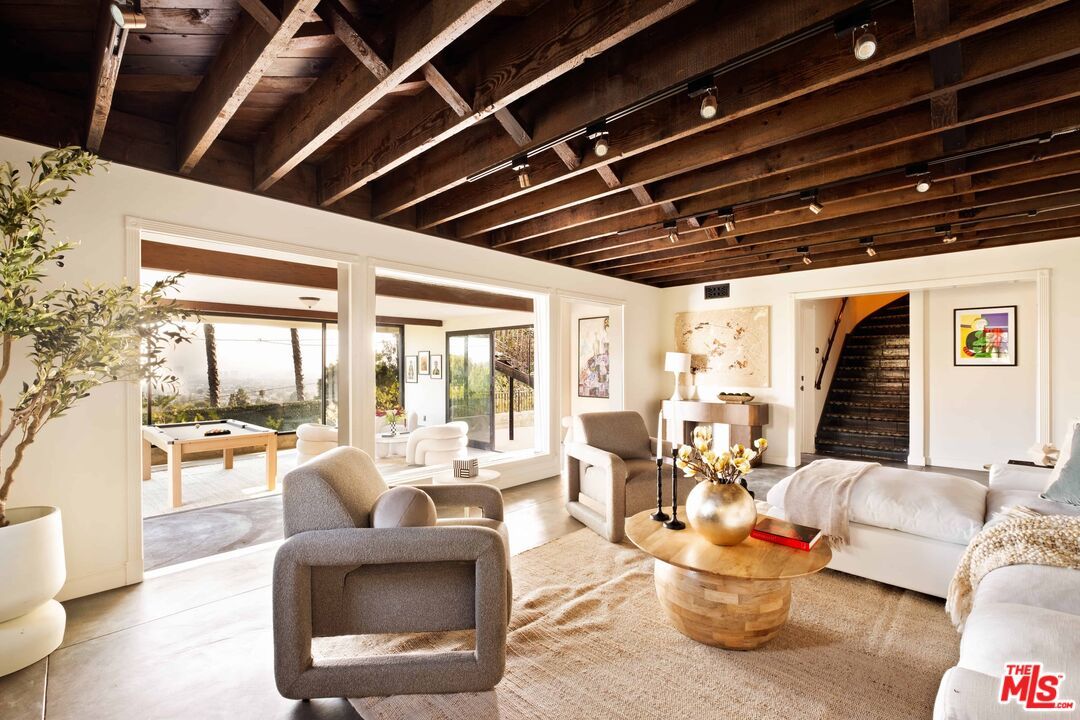 Interior, Living room, Recessed Lighting, Wooden Beams, Wooden Ceilings, Wood Texture Flooring