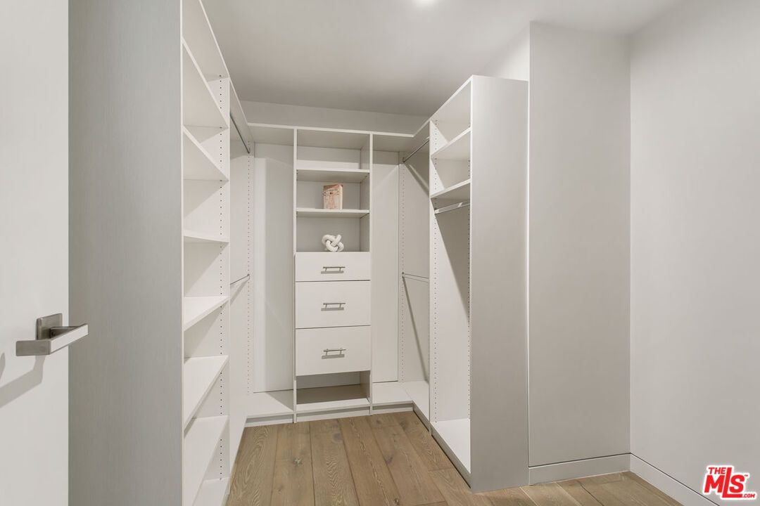 Interior, Recessed Lighting, Walk-in Closets, Wood Texture Flooring