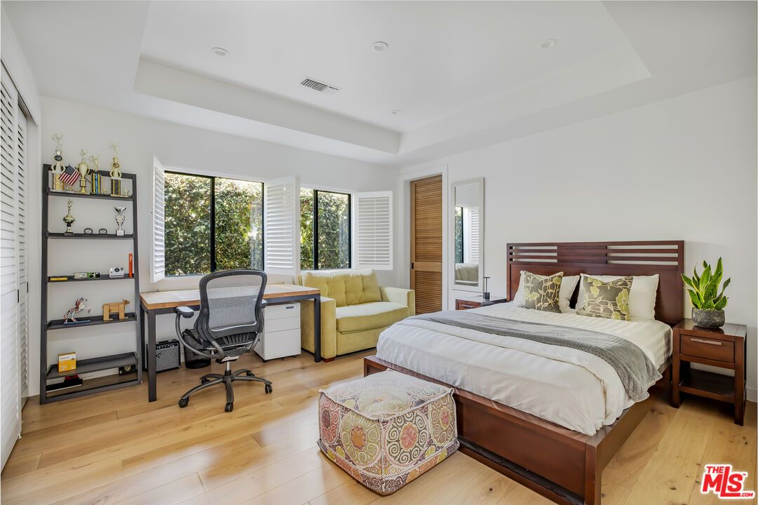 Bedroom, Home Office, Interior, Recessed Lighting, Wood Texture Flooring