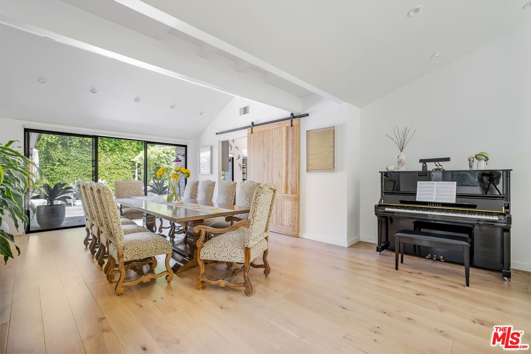 Dining room, Interior, Piano, Wood Texture Flooring