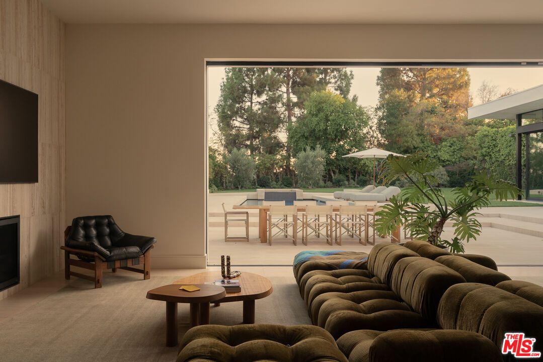 Interior, Living room