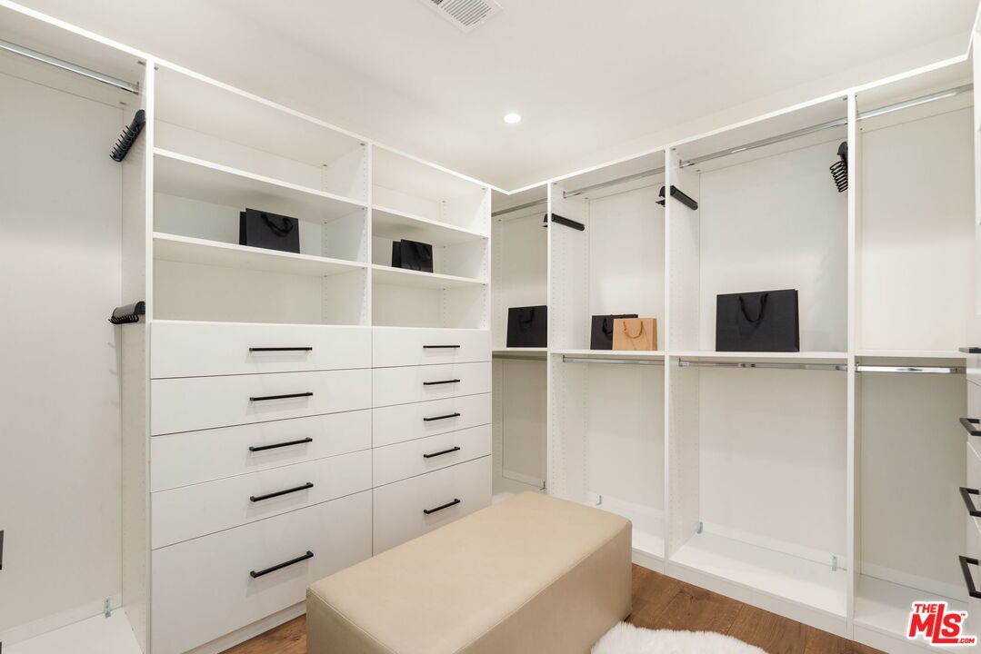 Interior, Recessed Lighting, Walk-in Closets, Wood Texture Flooring