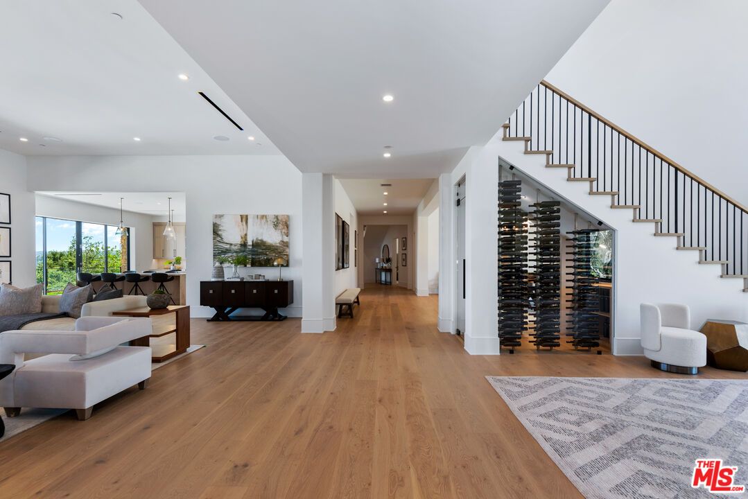 Interior, Pendant Lights, Recessed Lighting, Wine Storage, Wood Texture Flooring