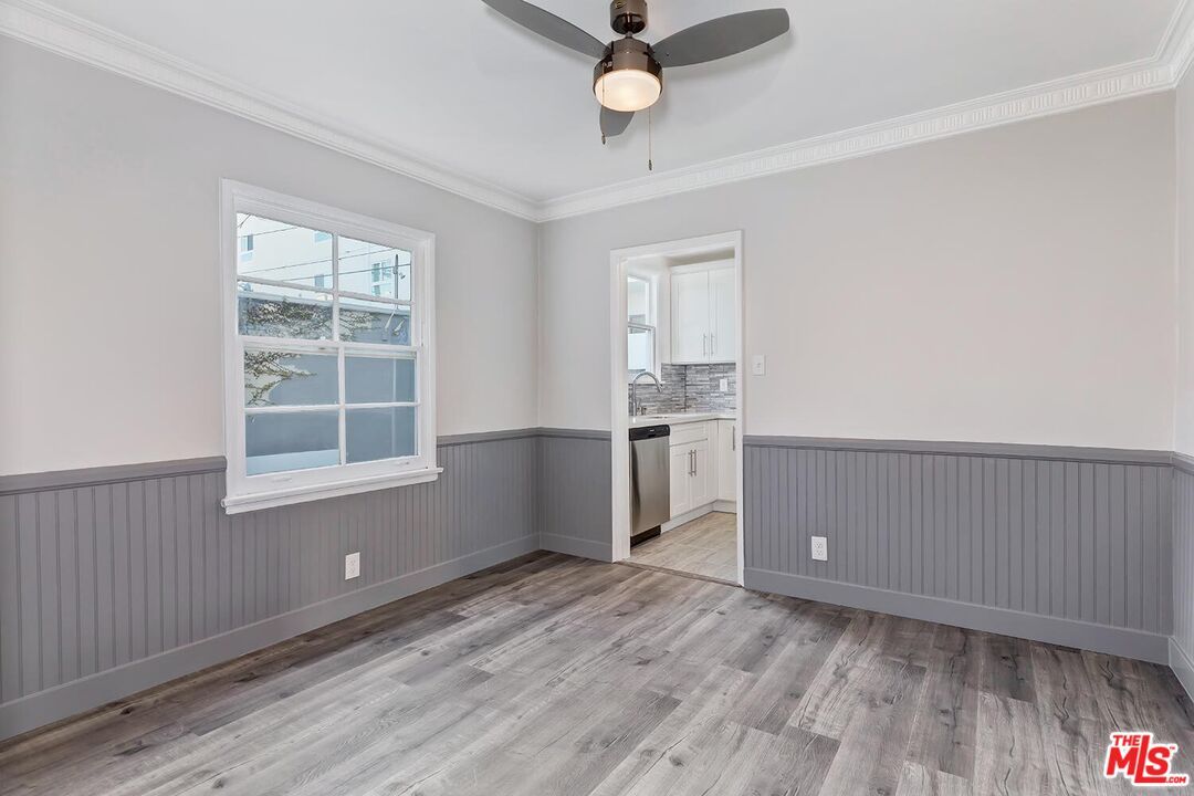 Empty room, Interior, Kitchen, Wood Texture Flooring