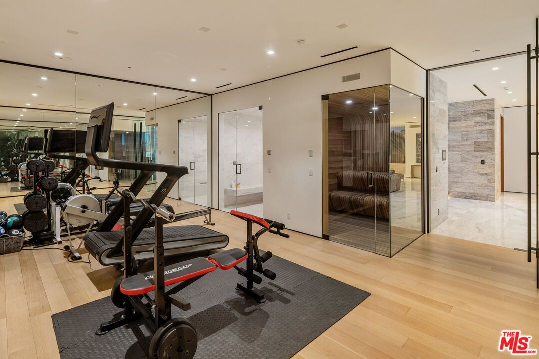 Fitness Equipment, Interior, Recessed Lighting, Sauna Room