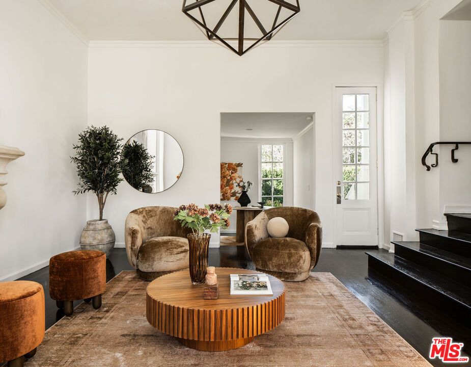 Interior, Living room, Pendant Lights