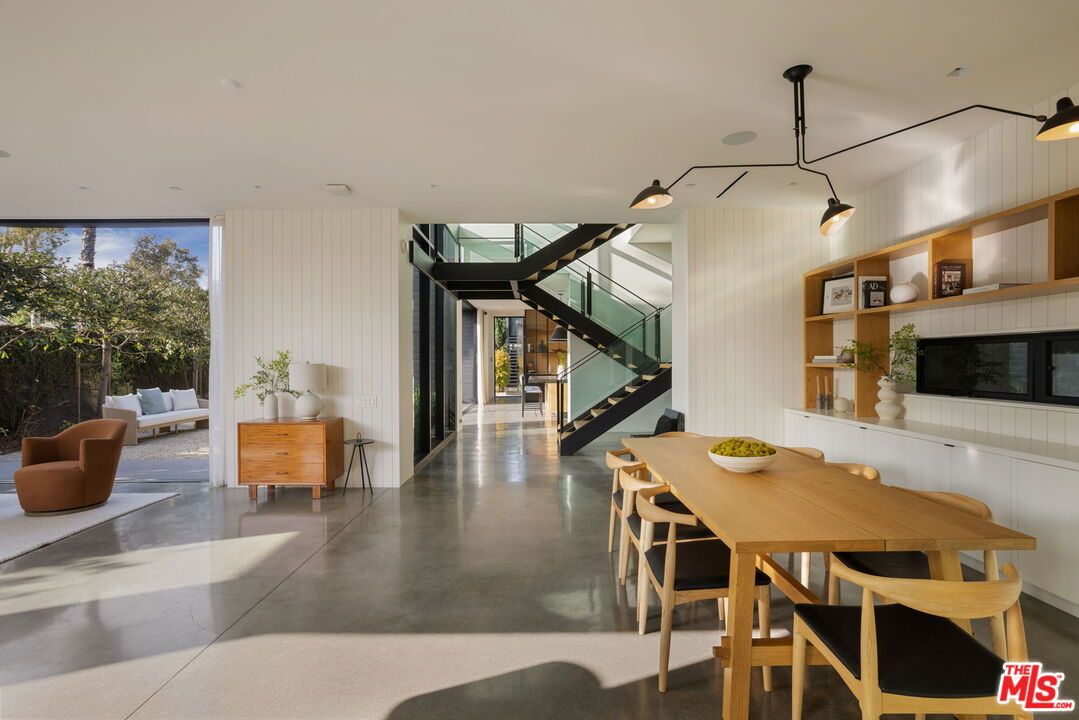 Dining room, Interior, Pendant Lights