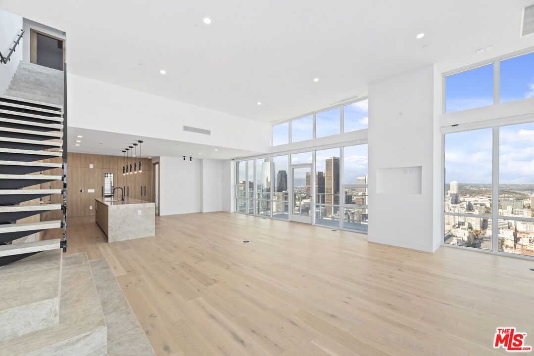 Empty room, Interior, Pendant Lights, Recessed Lighting, Wood Texture Flooring, Wooden Walls