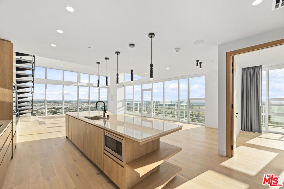 Interior, Kitchen, Pendant Lights, Recessed Lighting, Water, Wood Texture Flooring