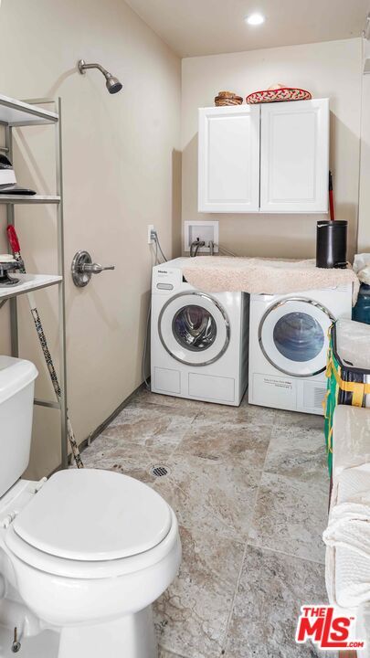 Bathroom, Interior, Recessed Lighting, Washer