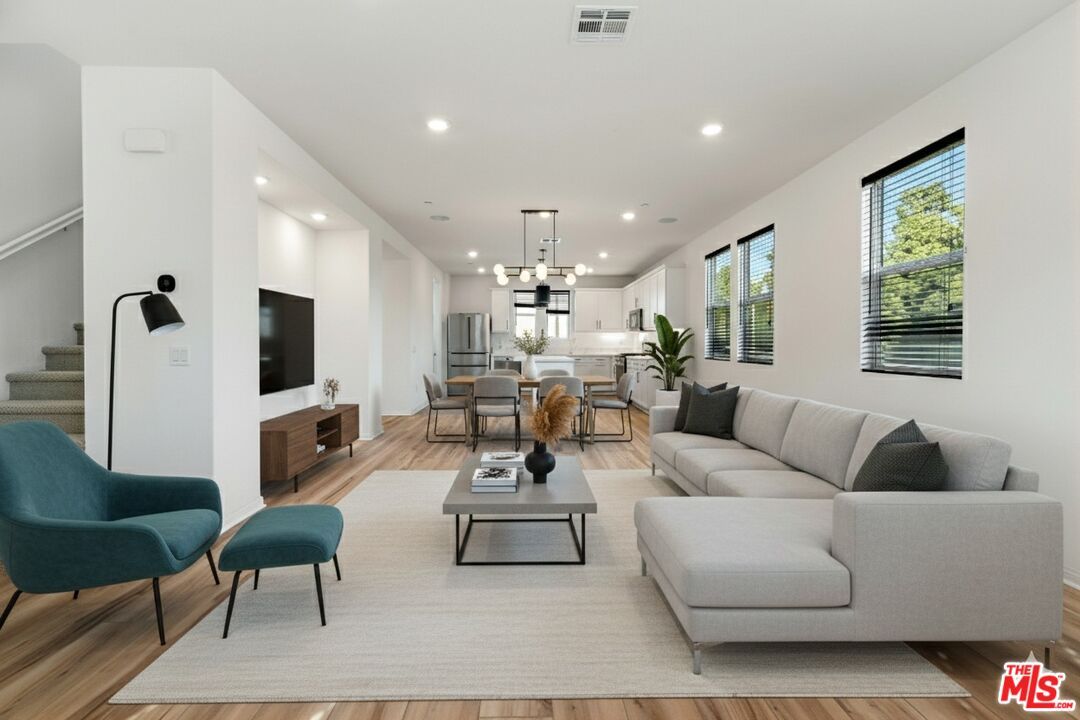 Dining room, Interior, Kitchen, Living room, Pendant Lights, Recessed Lighting, Wood Texture Flooring