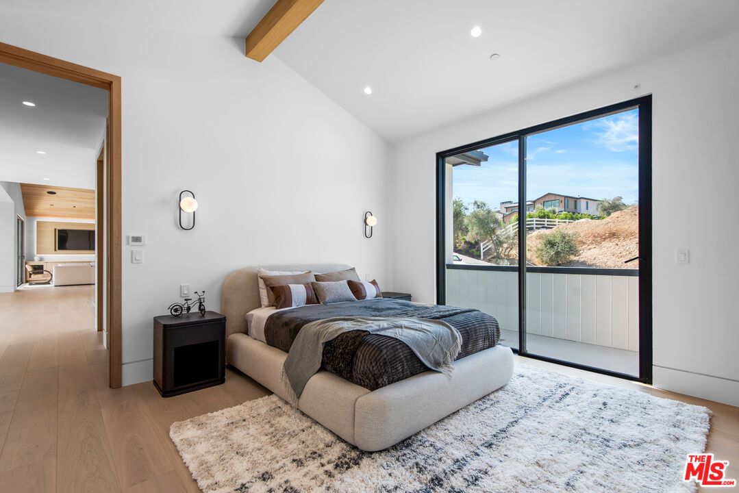 Bedroom, Interior, Recessed Lighting, Wooden Beams, Wooden Ceilings, Wood Texture Flooring