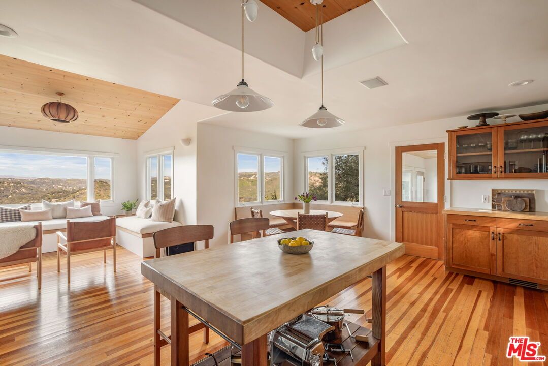 Dining room, Interior, Living room, Pendant Lights, Wooden Ceilings, Wood Texture Flooring
