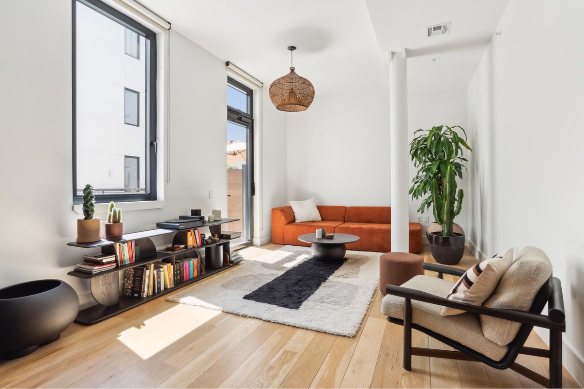 Interior, Living room, Pendant Lights, Wood Texture Flooring