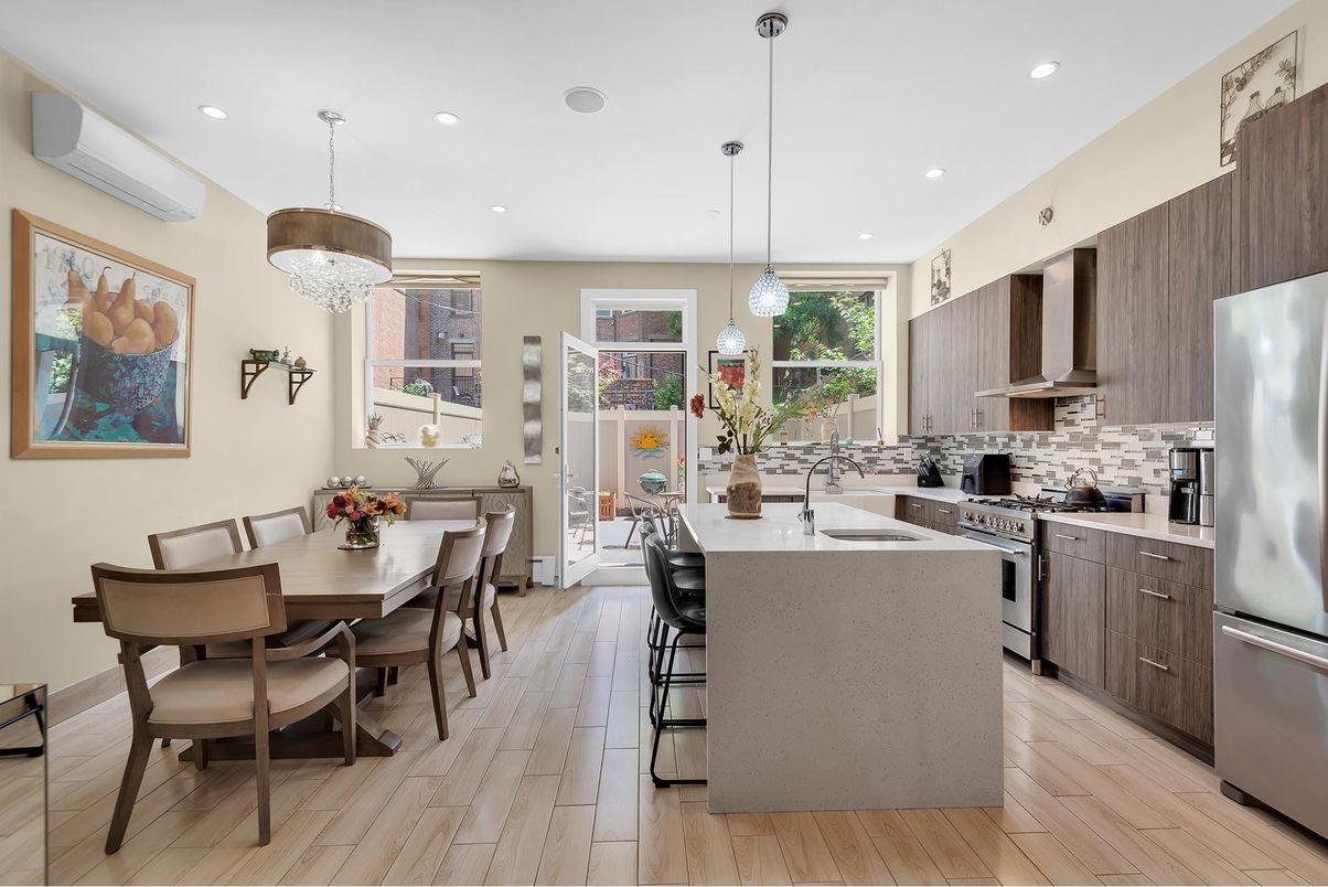 Dining room, Interior, Kitchen, Pendant Lights, Recessed Lighting, Stainless Steel Appliances, Wood Texture Flooring