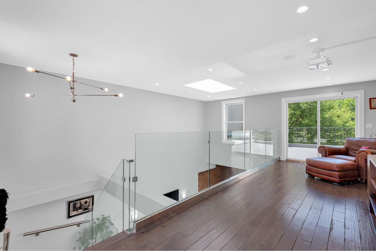 Interior, Pendant Lights, Recessed Lighting, Wood Texture Flooring