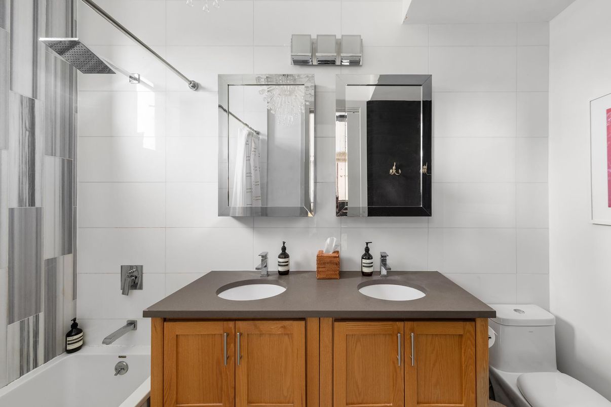 Bathroom, Dual Sink Vanities, Interior