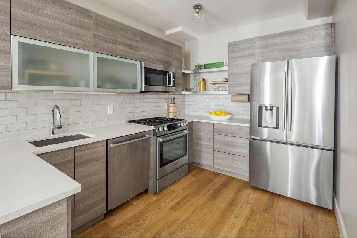 Interior, Kitchen, Stainless Steel Appliances, Wood Texture Flooring