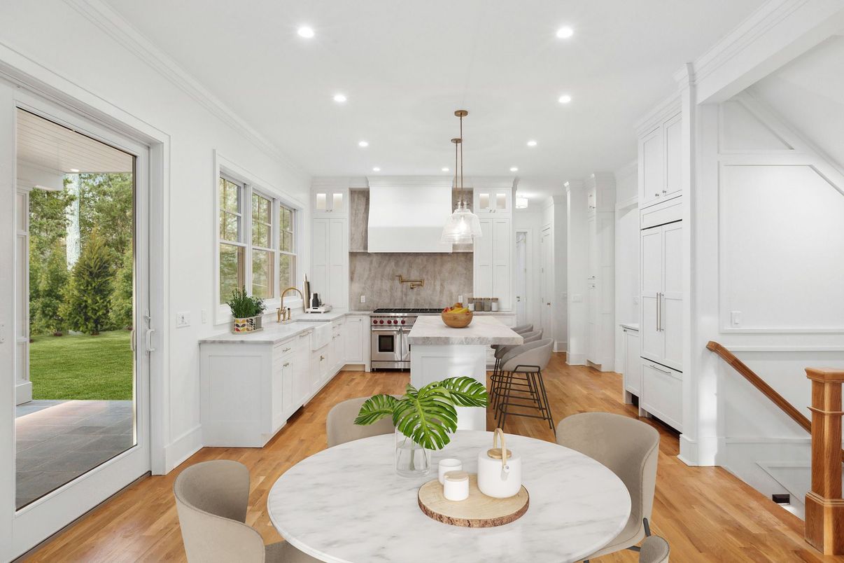 Dining room, Interior, Kitchen, Pendant Lights, Recessed Lighting, Stainless Steel Appliances, Wood Texture Flooring