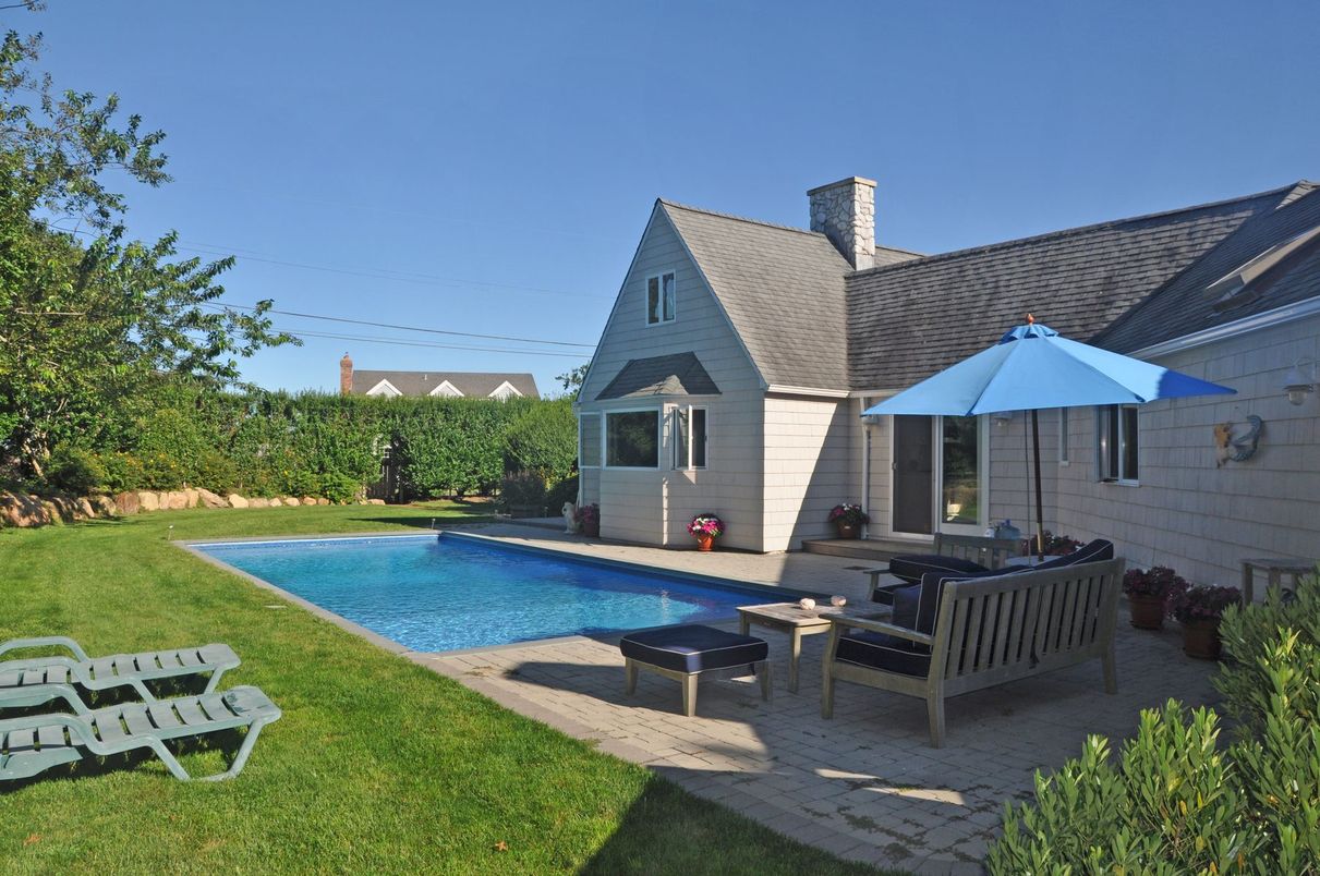 Backyard, Exterior, Pool