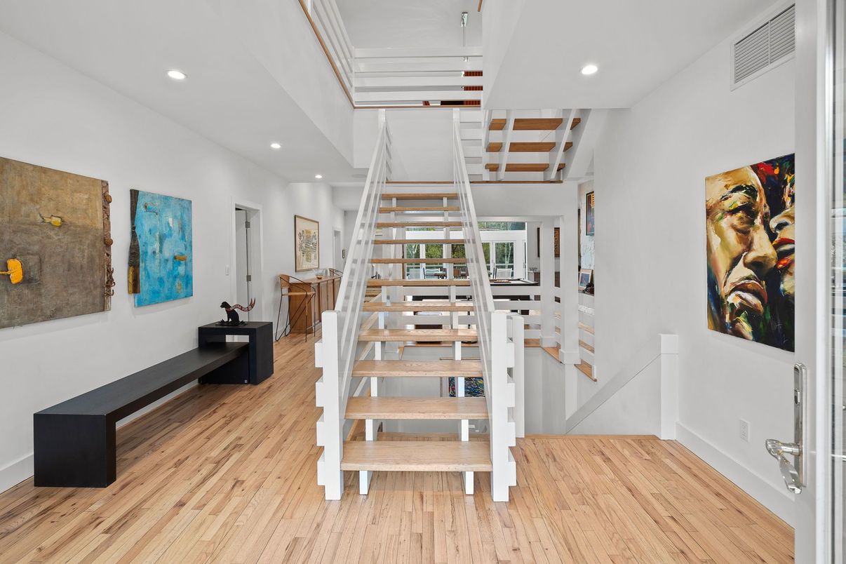 Interior, Recessed Lighting, Wood Texture Flooring